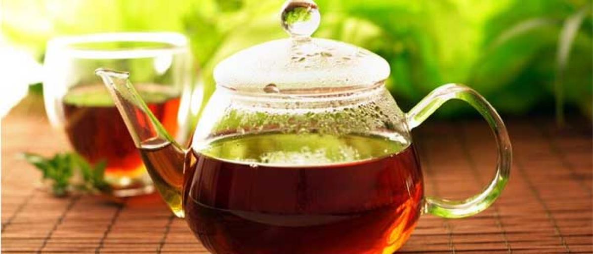 Drinking black tea may help you lose weight