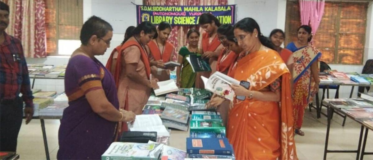 Siddhartha Mahila Kalasala organises book exhibition in Vijayawada