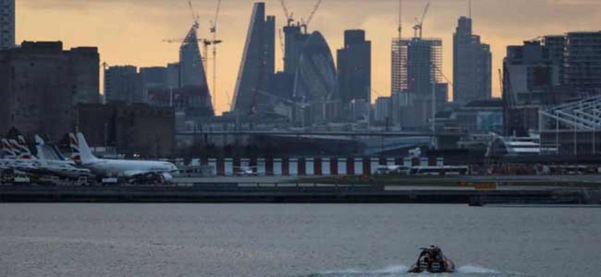 London City Airport reopens after WWII bomb removed from Thames
