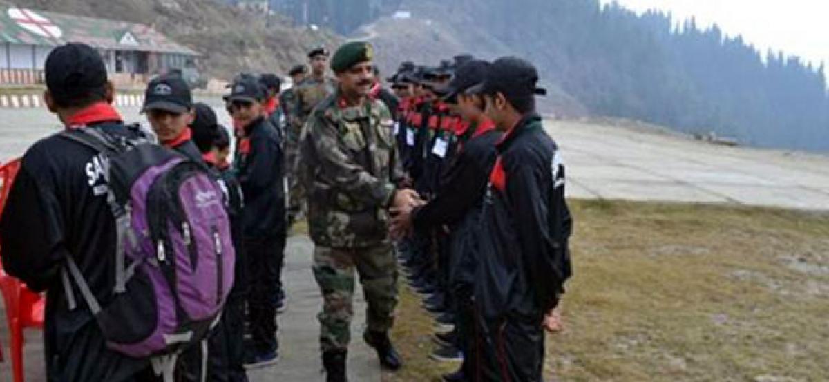 Capacity building tours by Indian Army for Kashmir students elicit positive response