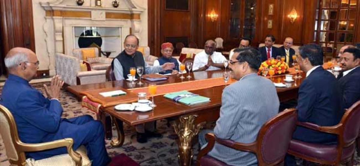 Budget 2018: Salary of President increased to Rs 5 lakh, Governors to get Rs 3.5 lakh per month