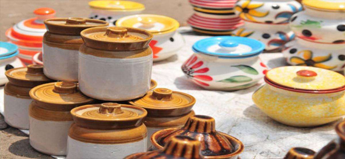 Ceramic jars see brisk sales