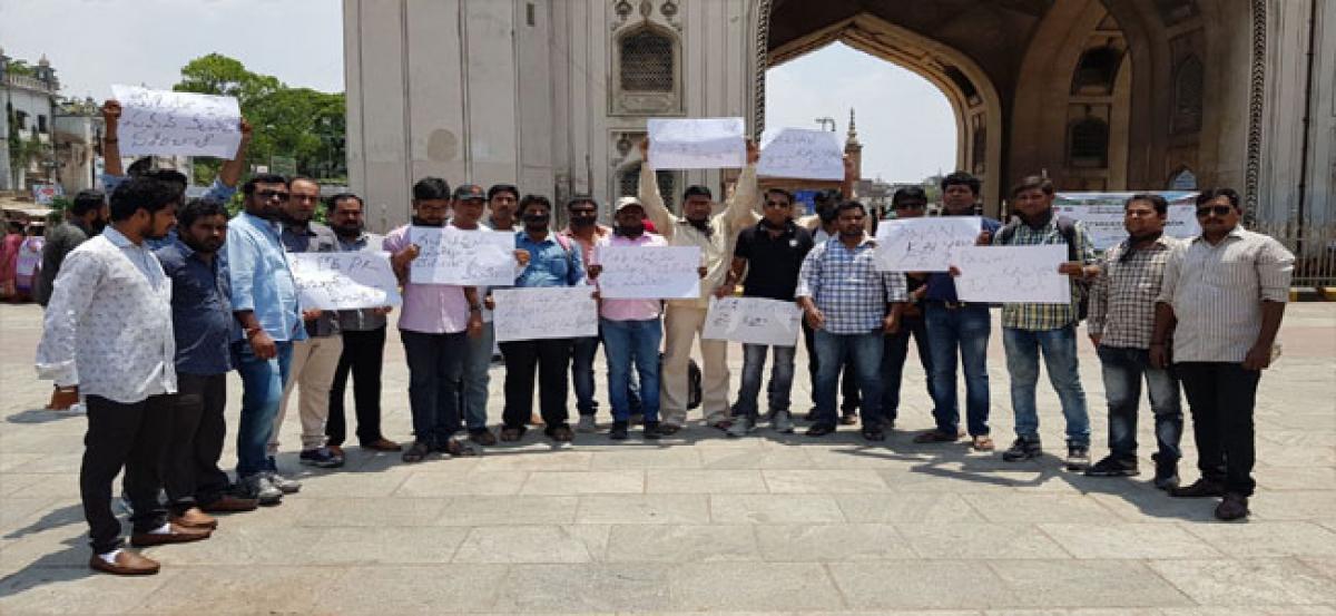 Journalists protest over Pawan remarks on media