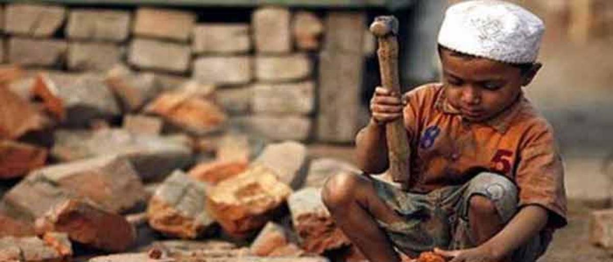 Child labour menace goes unabated in Palamuru