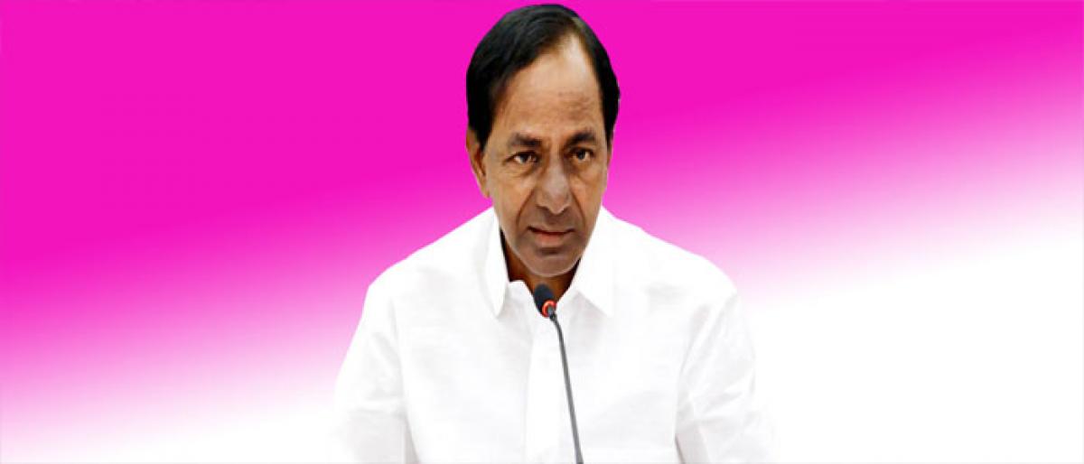 KCR calls for eye camps in all villages