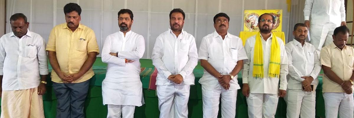 Strive hard in bringing party to power in 2019 elections - CM Ramesh