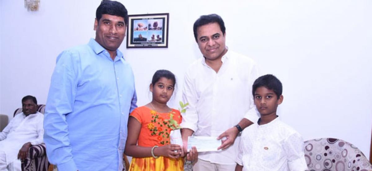 Ten year old girl donates Rs 1 lakh towards CMRF on birthday