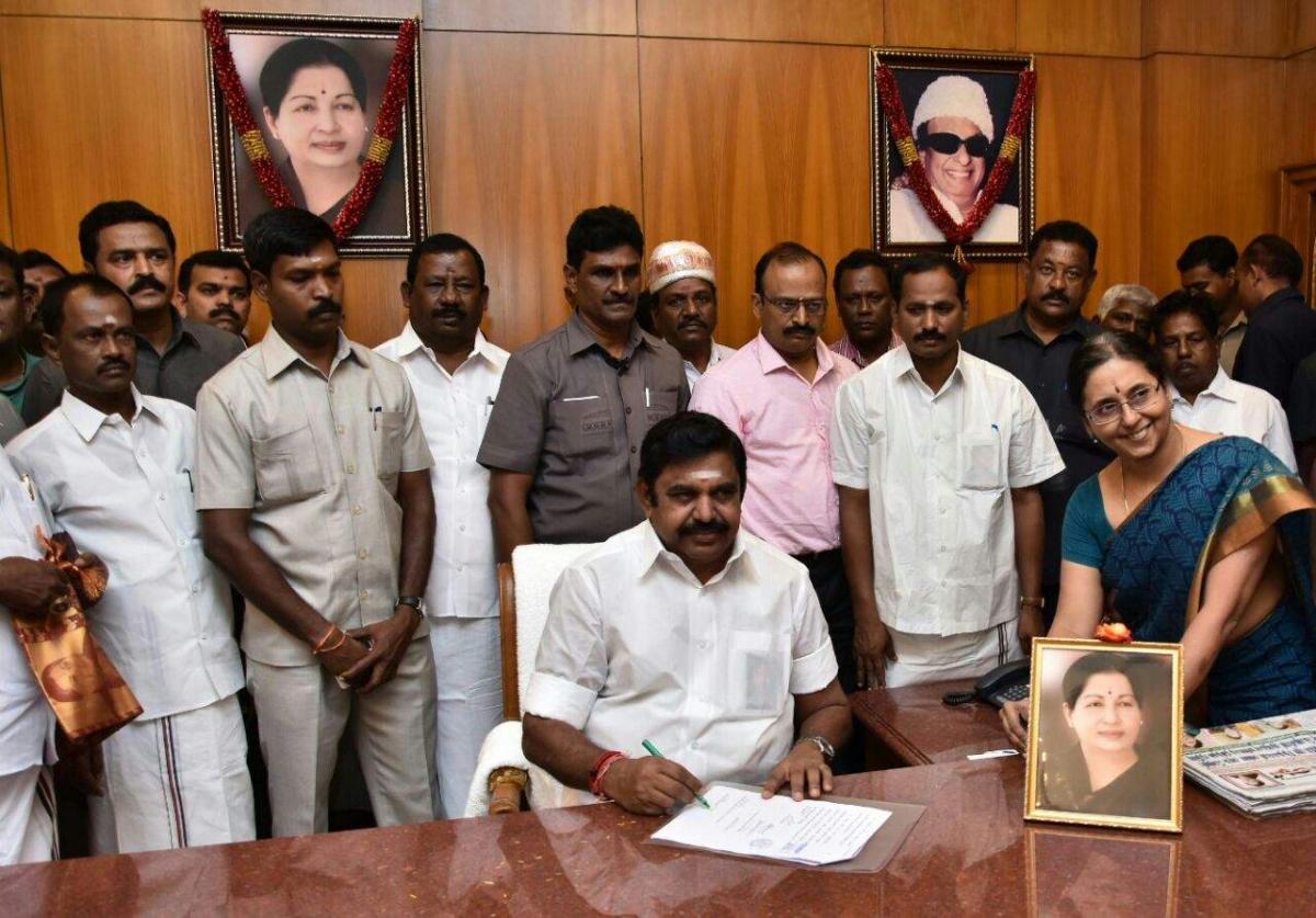 MLA salary hike an illegal inducement by Palanisamy: DMK