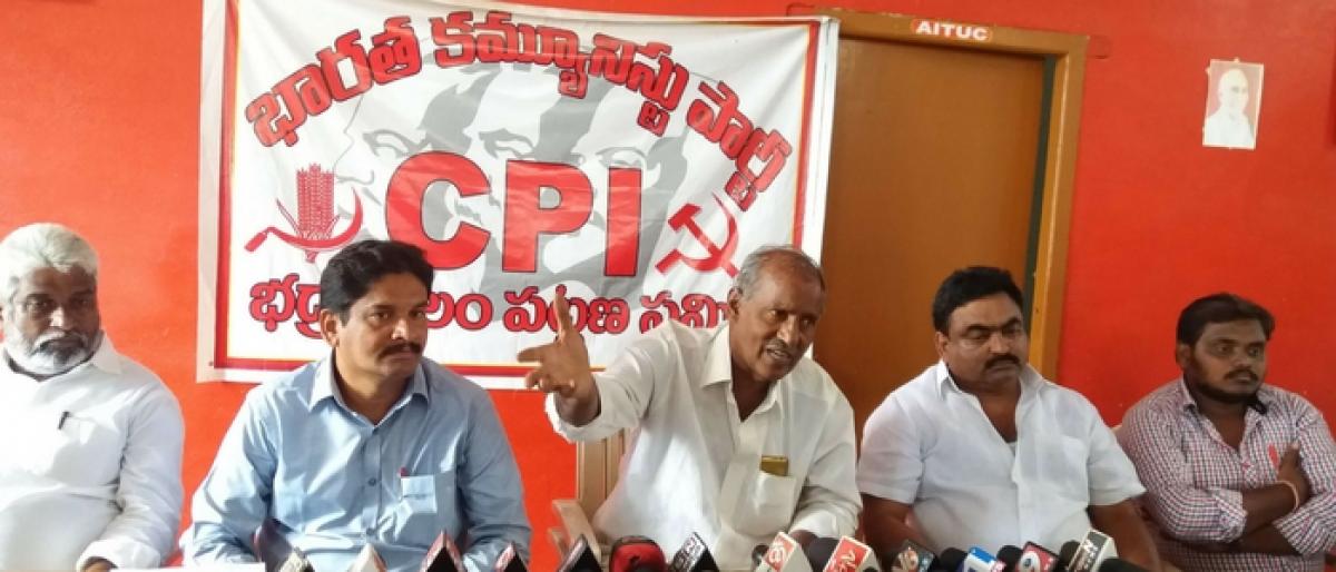 KCR acting like dictator, says CPI leader Kunamneni