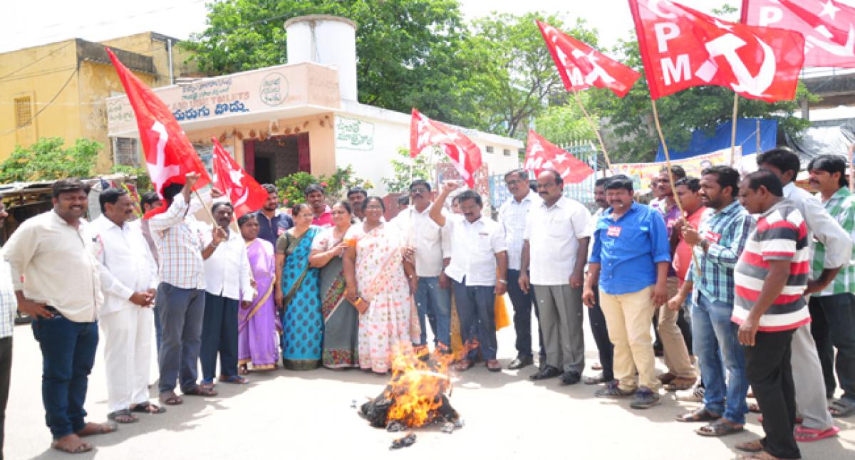 CPM threatens agitations against Central, State govts