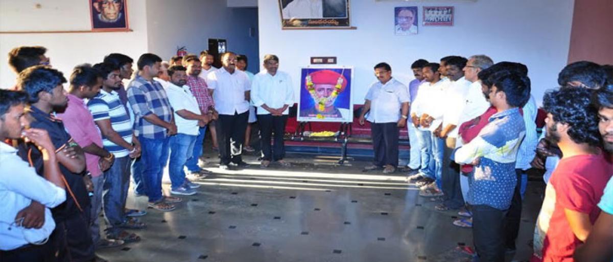 CPM celebrates Phule birth anniversary