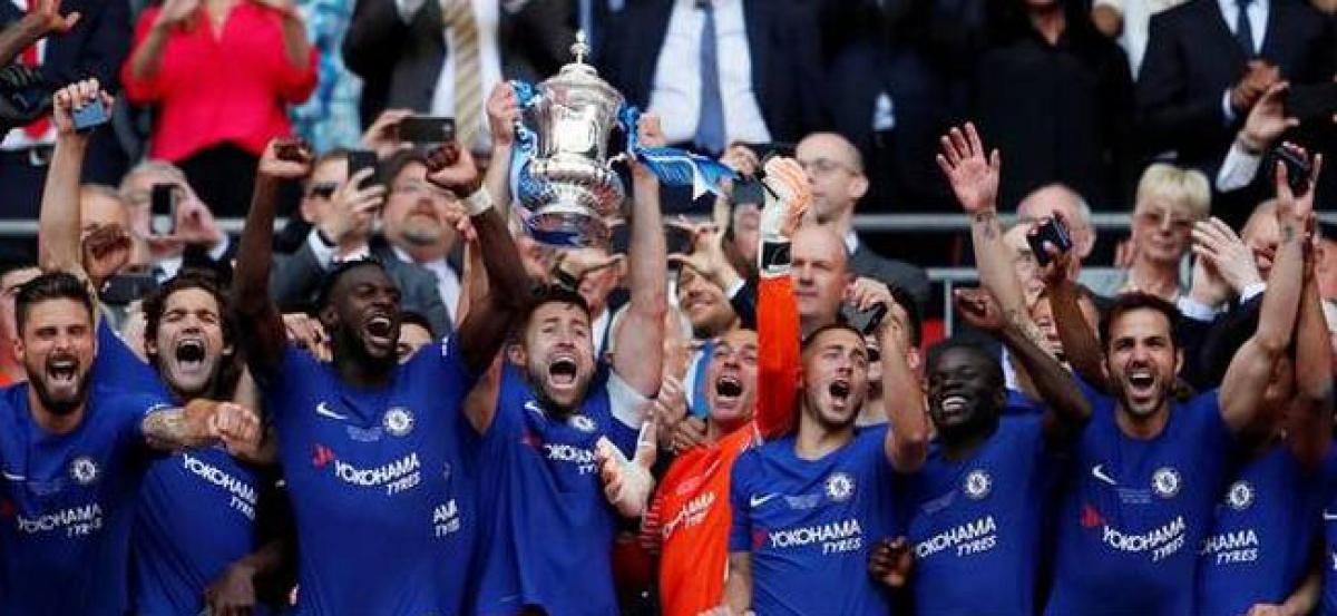 FA Cup final: Hazard the difference as Chelsea beat Manchester United