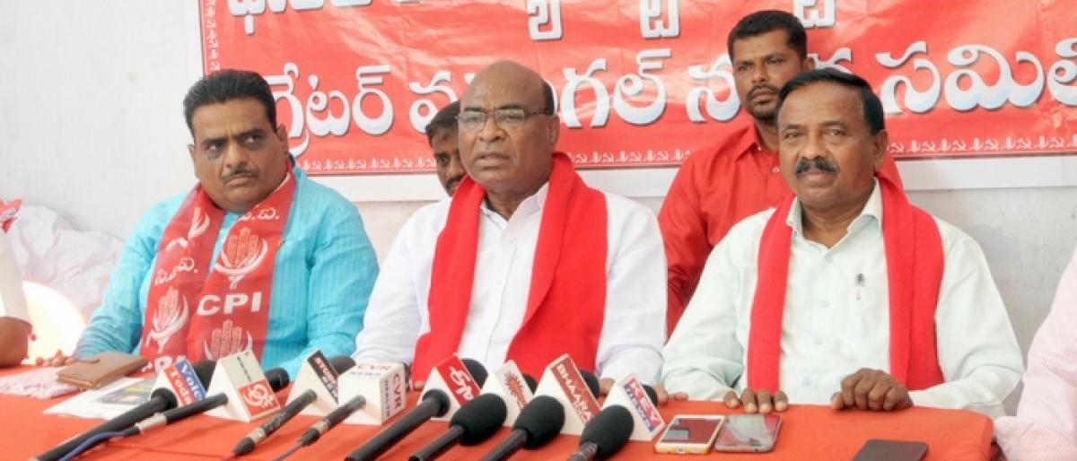 TRS hand in glove with BJP: Chada