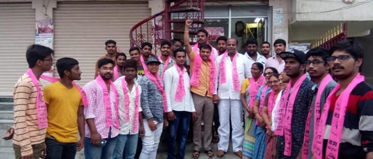 Champapet TDP activists join TRS