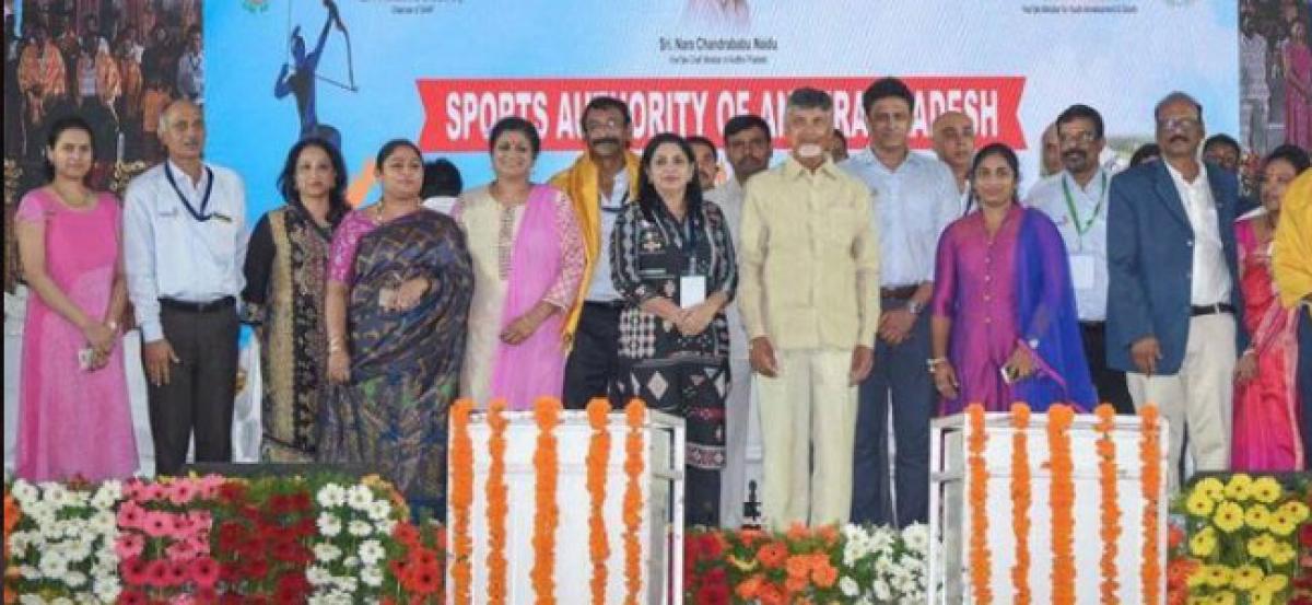 Chandrababu Naidu promises incentives to sportspersons