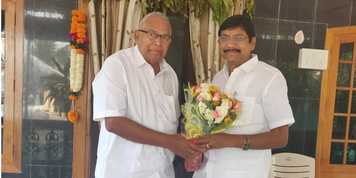 Sesha Reddy gets support for MLC candidature