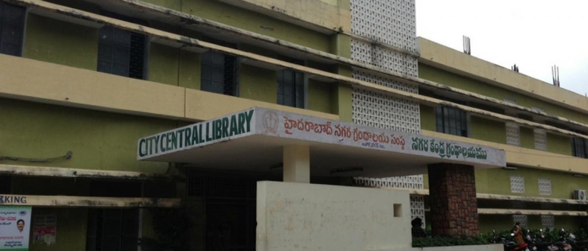 Hiked salary eludes library staff