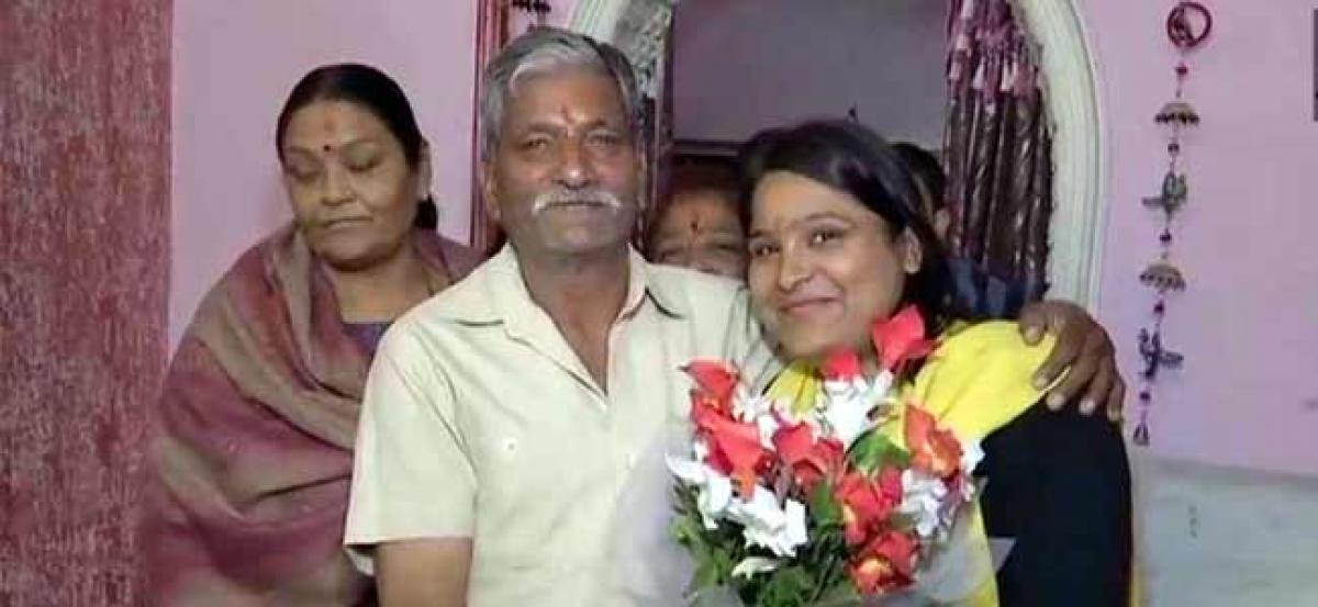 Uttarakhand: Auto drivers daughter tops PCS-judicial exam