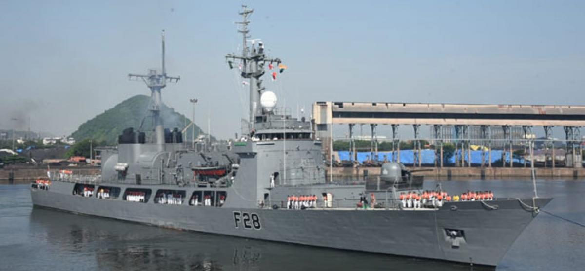 Bangladesh naval ship gets warm welcome