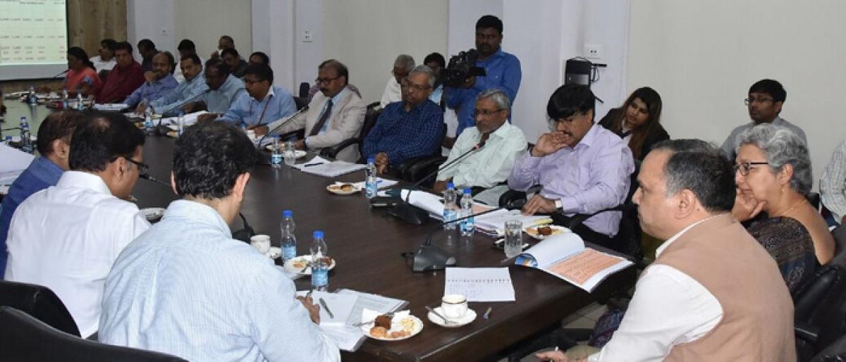 CommMin to resolve trade issues in Telangana