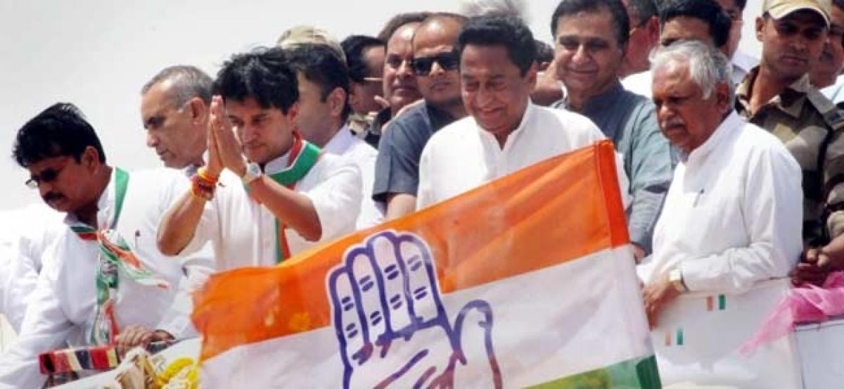 Kamal Nath arrives in Bhopal to take charge of MP Congress