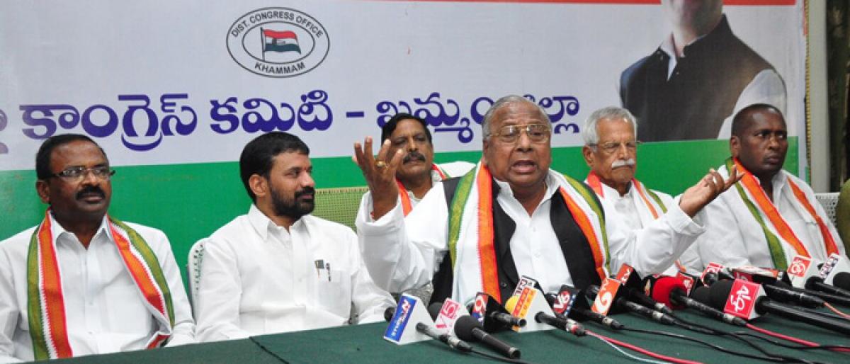 Congress criticises KCR for not paying tributes to Dr Ambedkar