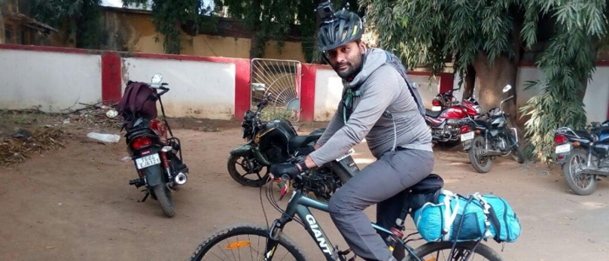 Bicycle trip against pollution reached Bhadrachalam