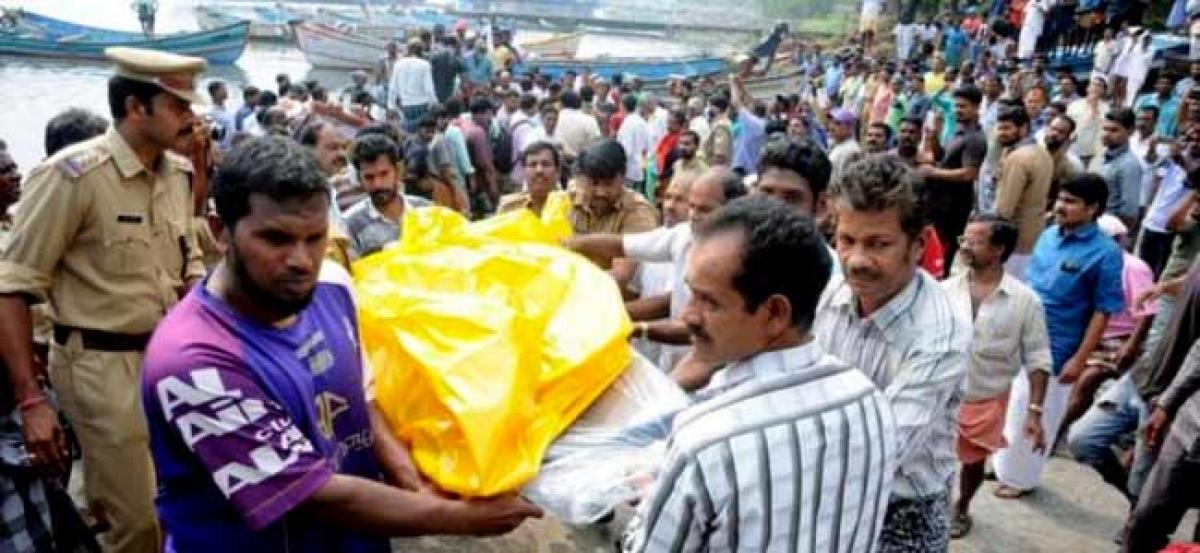 141 Kerala fishermen still missing in Cyclone Ockhi
