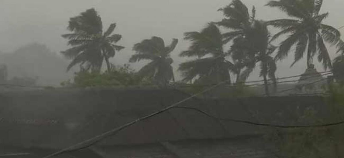 Watch: After Odisha, Cyclone Titli moves to Andhra Pradesh, no loss of life