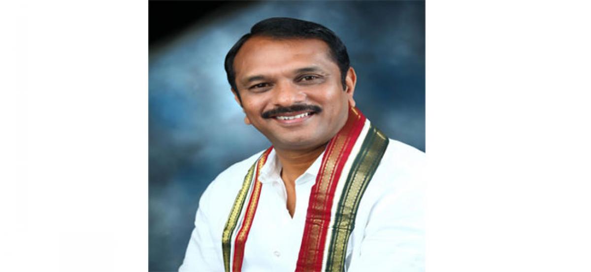 Ex-MLA Devireddy Sudhir Reddy vows community hall to Muslims