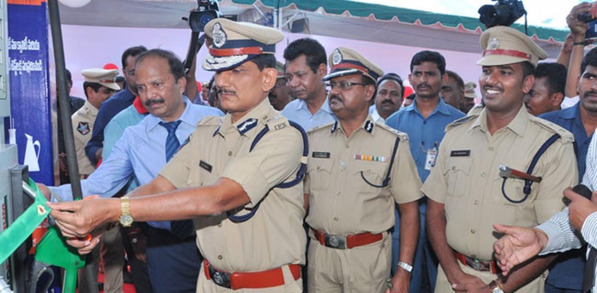 Maintain cordial relations with people: DGP to police