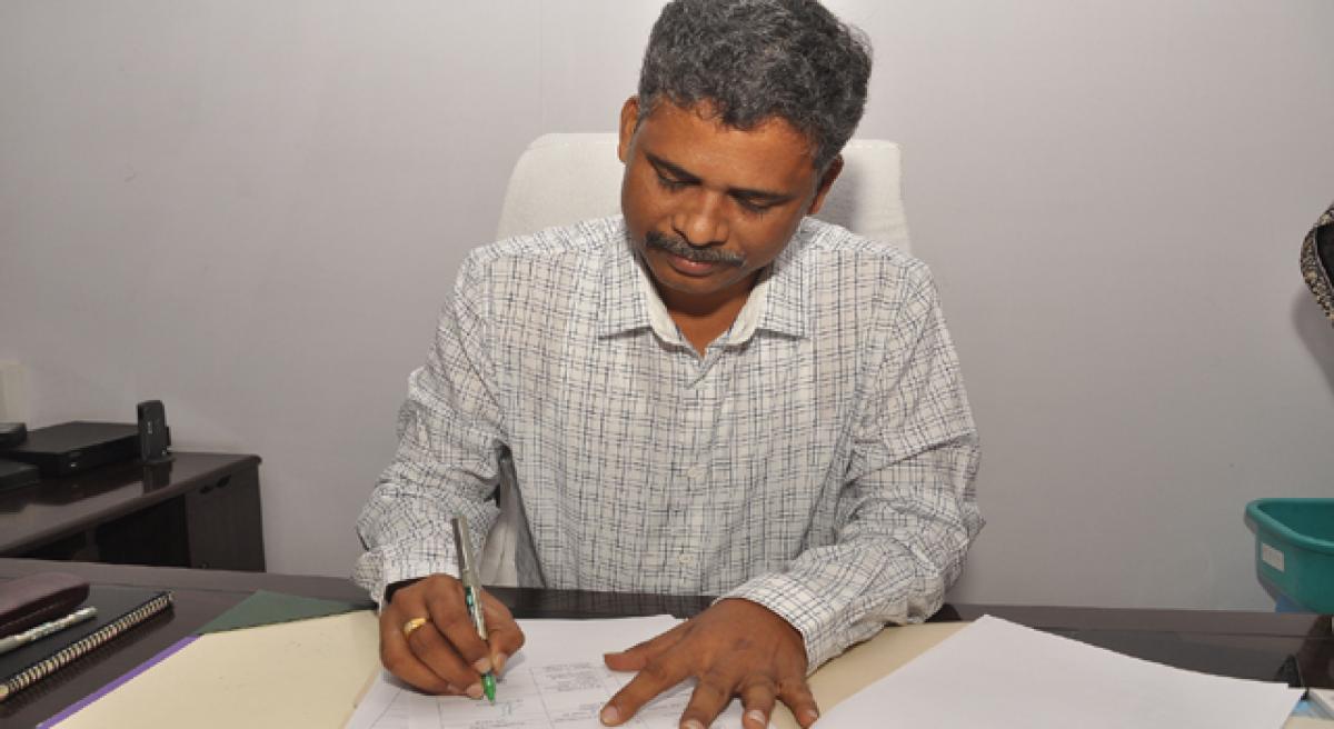 Dilly Rao takes charge as Joint Collector