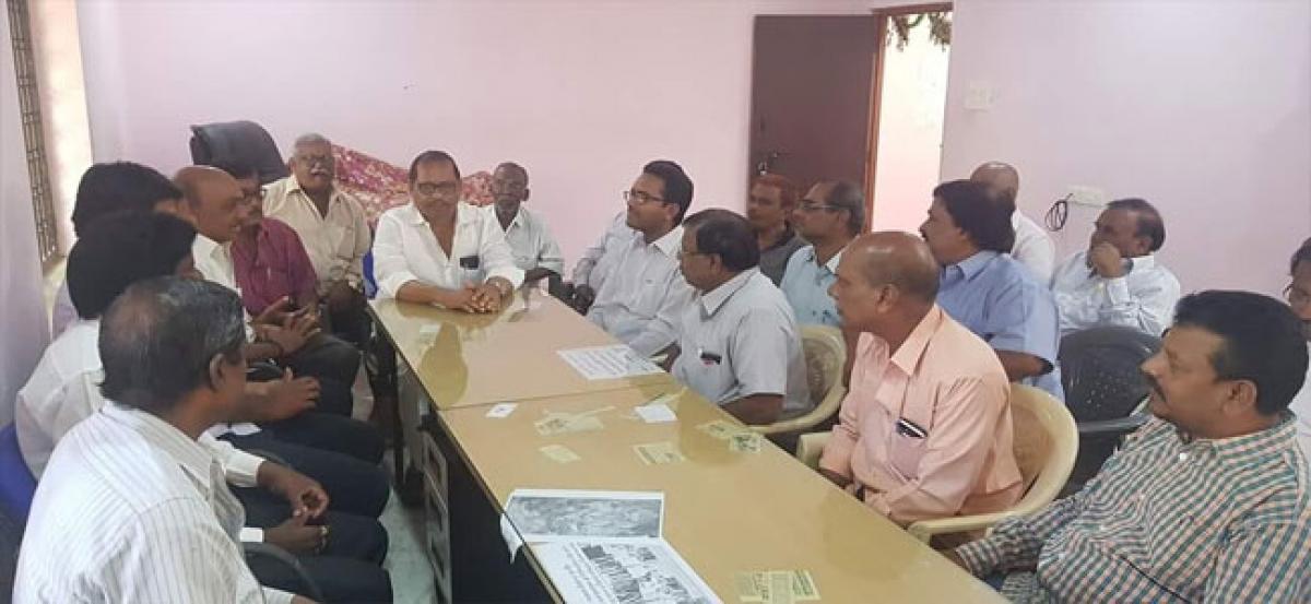 Dodla Venkatesh goud holds review meeting with TRS activists