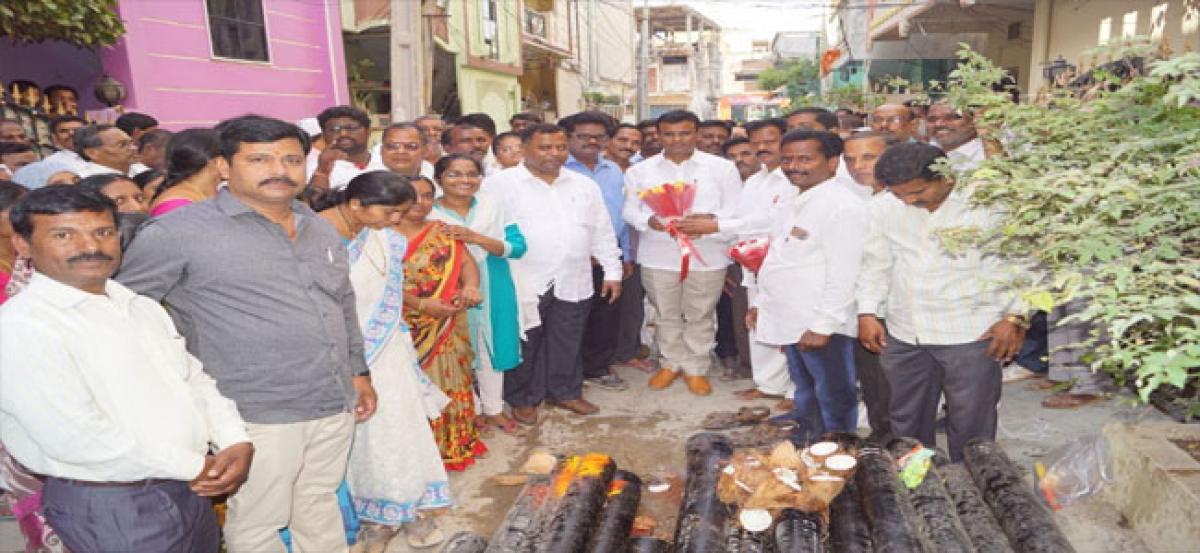 MLA lays foundation stone for drinking water pipeline work