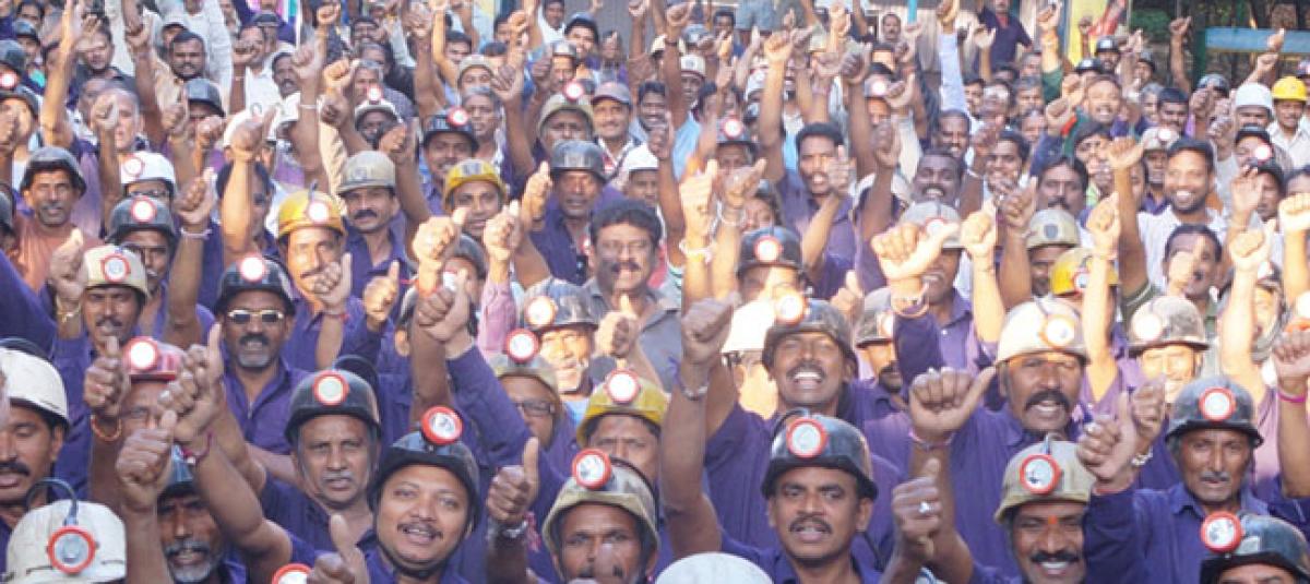 Services of 900 SCCL Badili workers regularised