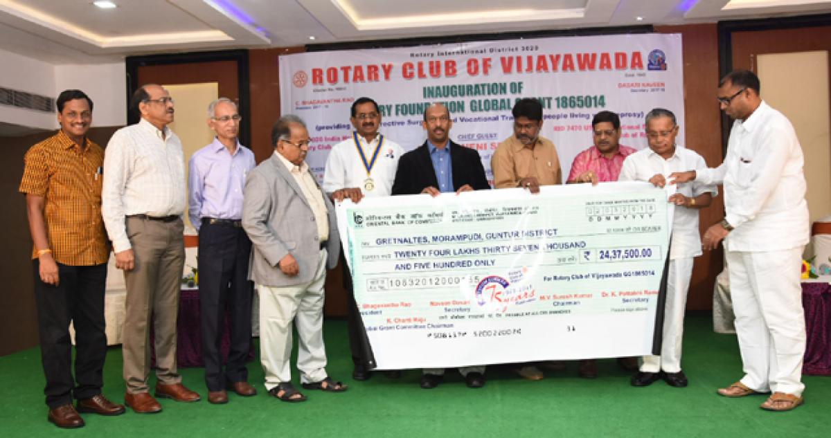 Rotary donates $ 37,500 to leprosy patients