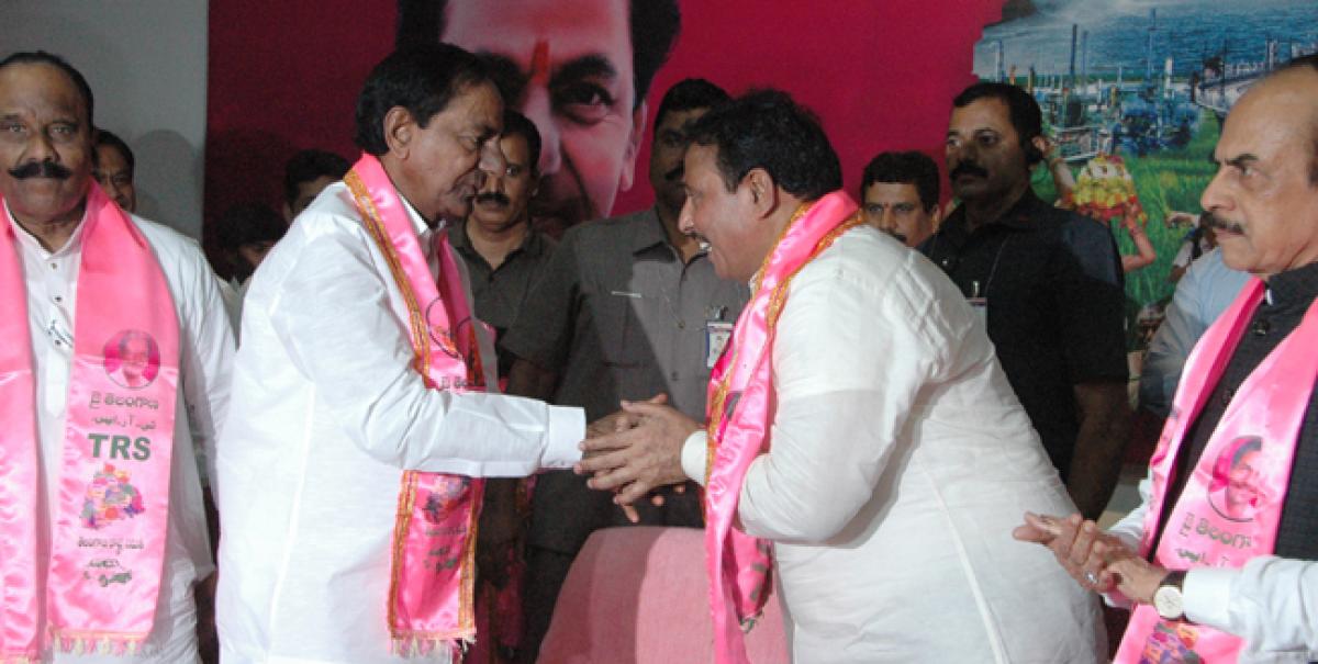 KCR dares opposition to be ready for polls