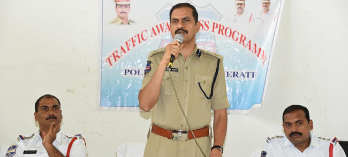 Traffic awareness drive held for auto drivers