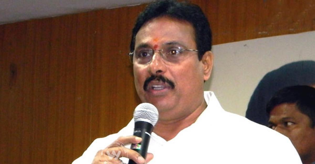 Congress charges Danam Nagender of being an opportunist, questions TRS’ motive
