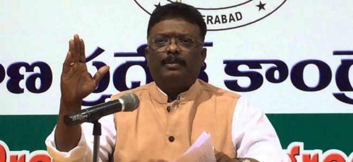 TRS Govt does not believe in Freedom of Expression: Congress