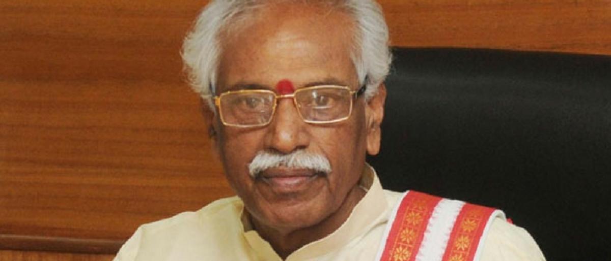 Dattatreya help sought to airlift stranded passengers