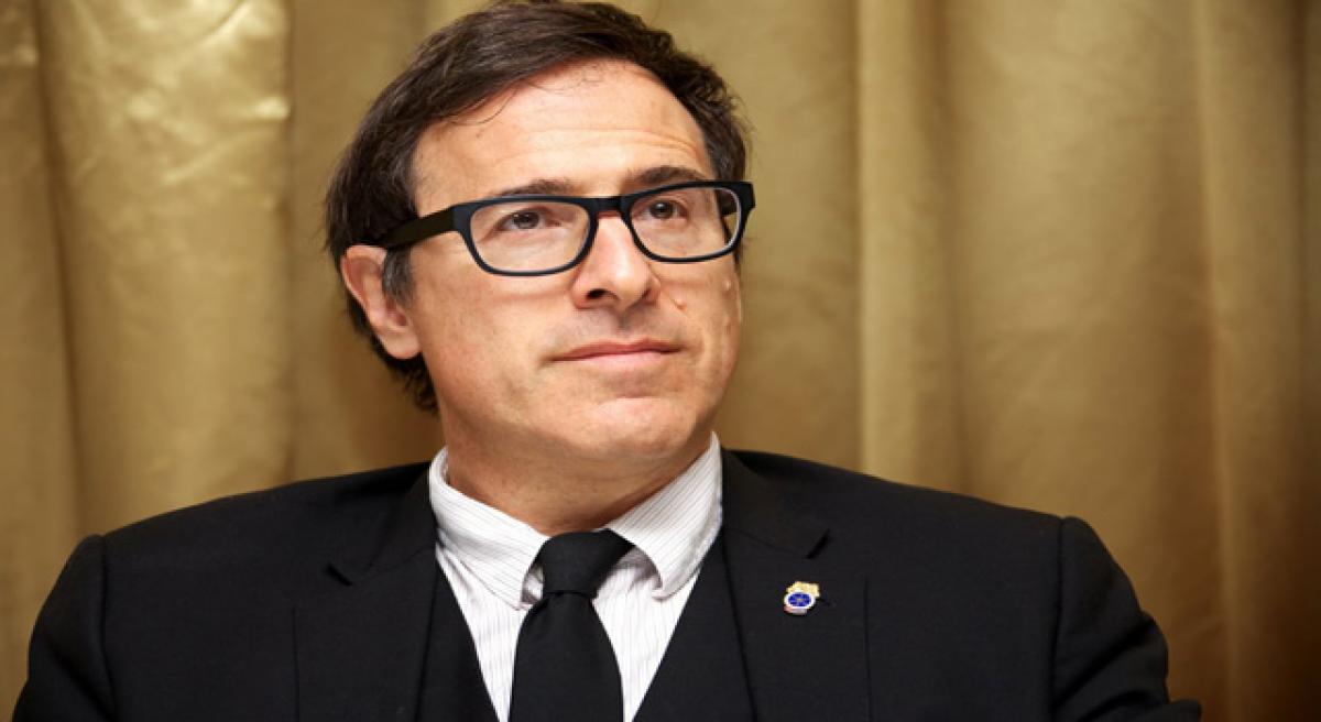 David O Russell in talks to produce Boy21