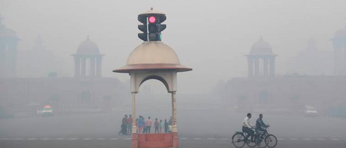 Pollution level moderate to poor now : Delhis air quality improves