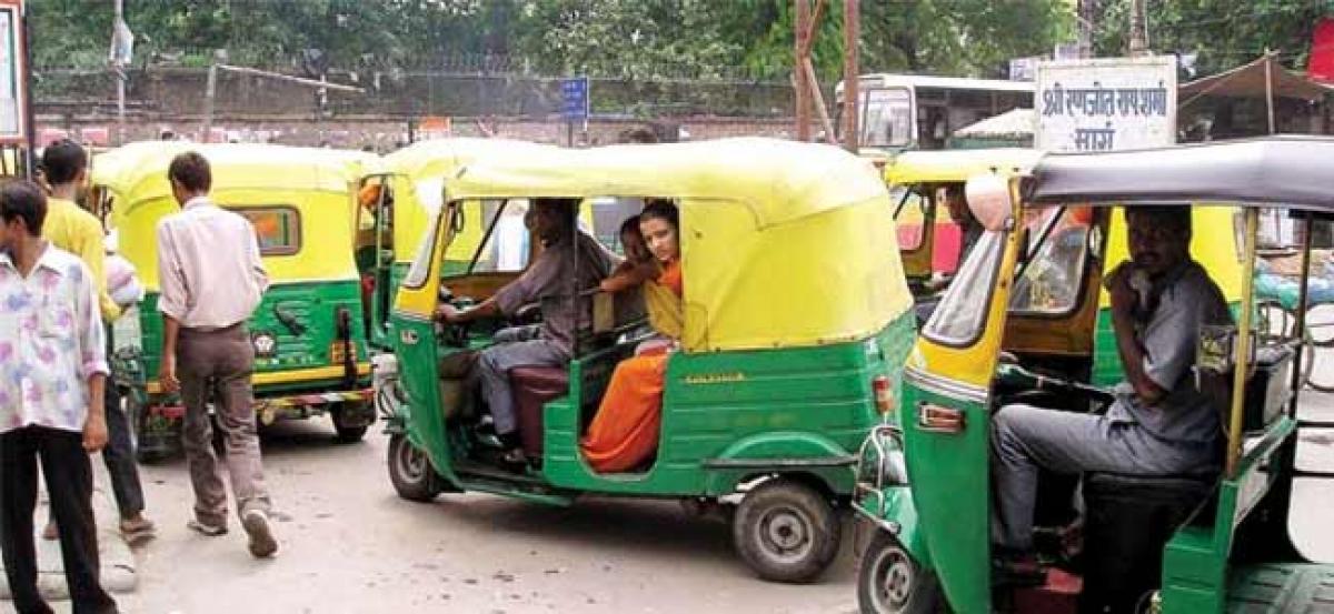 Delhi-NCR mega strike: Autos, taxis go off road, 400 petrol pumps remain shut today