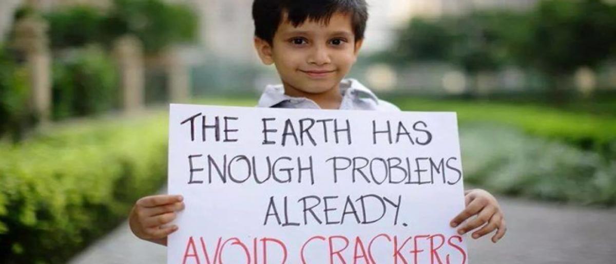 Delhi encourages schoolkids to celebrate cracker-free Diwali