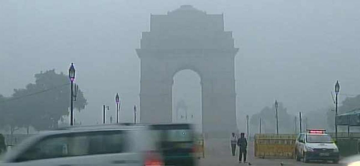 Delhi: 13 trains late, 10 cancelled due to low visibility