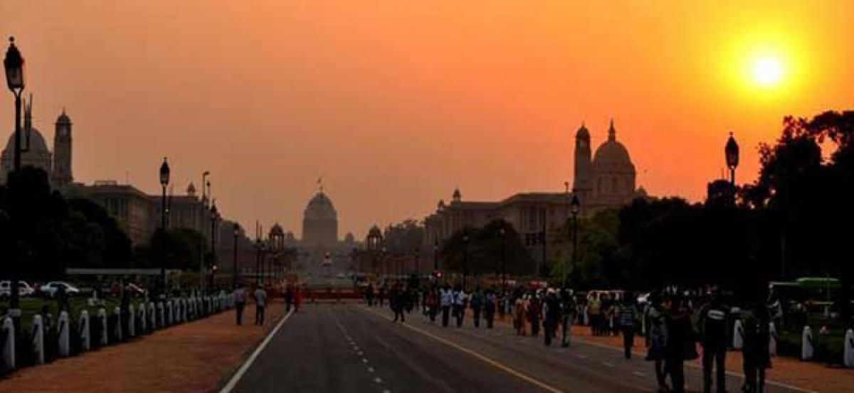 Sunny Wednesday morning in Delhi