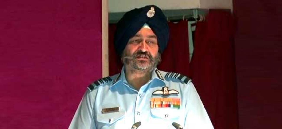 Social media causing sleep deprivation in pilots: IAF Chief