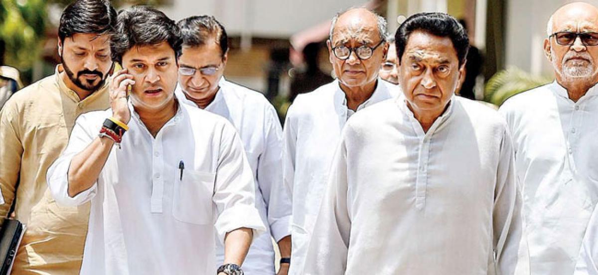 Online posters project Scindia, Kamal Nath as next CMs of Madhya Pradesh