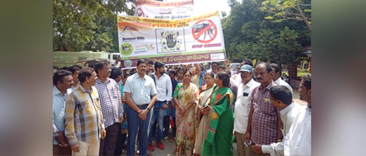 Awareness rally on dengue, mosquito menace organised in Kakinada
